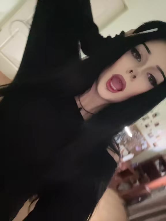 @varkswx