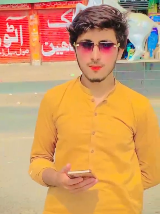 @juoan Ali 8013