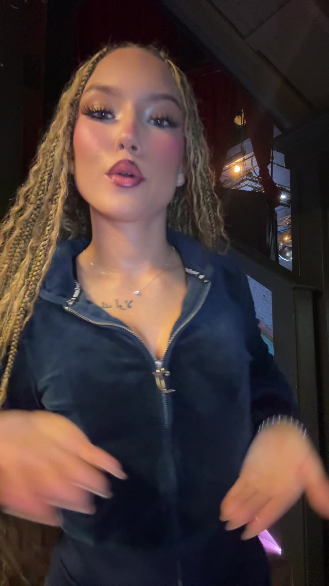 @Mrs. 69