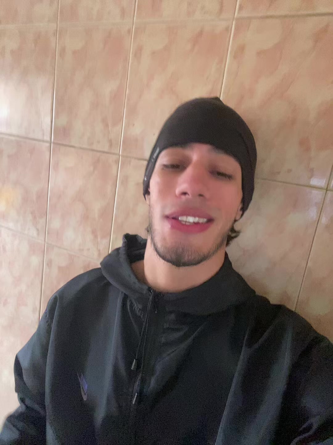 @&zwj; Brycezambrano