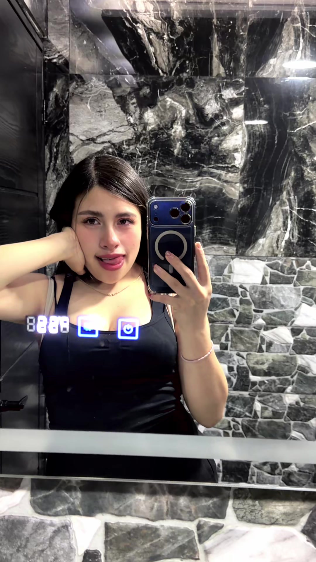 @Leslie Méndez