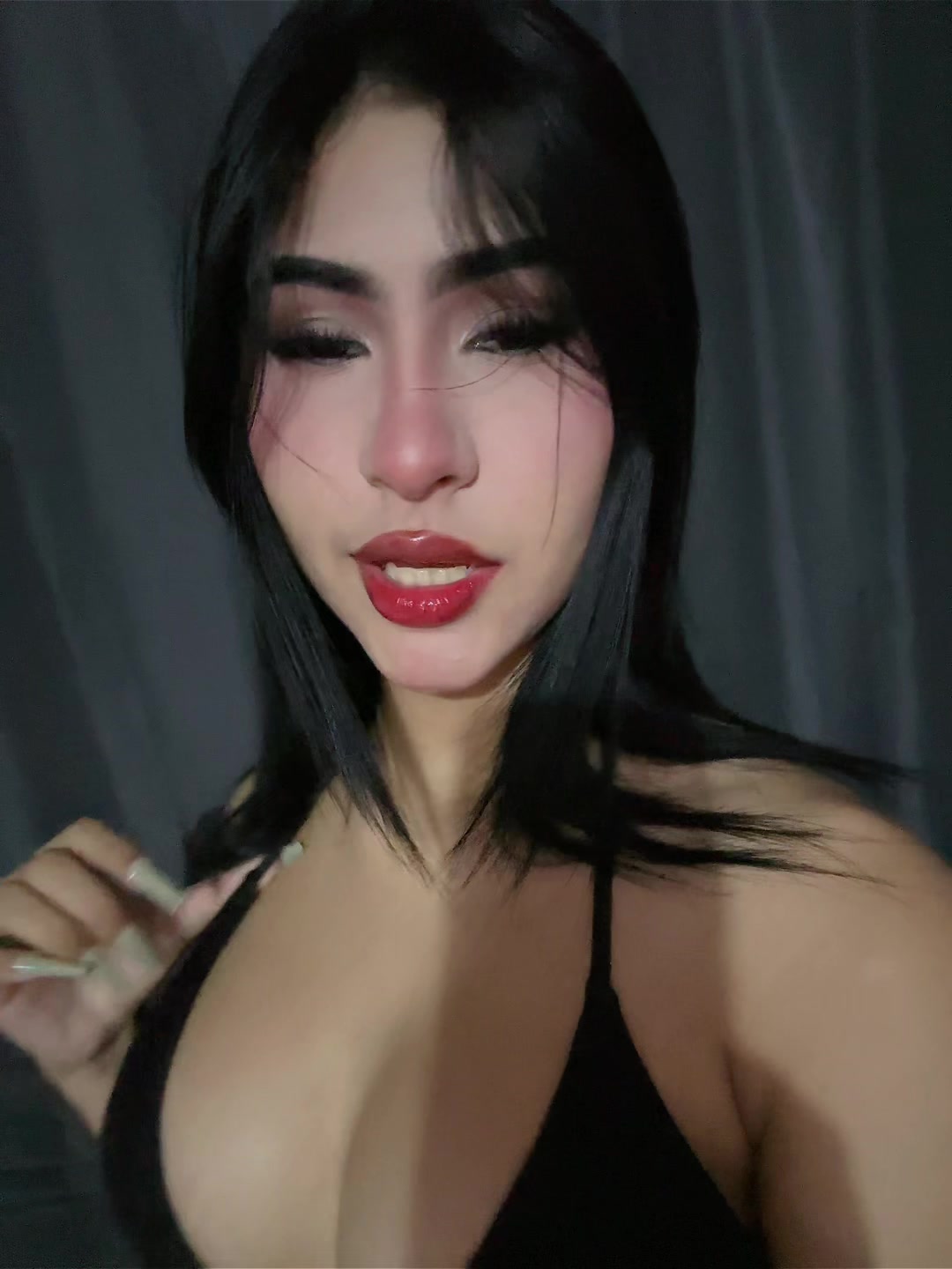 @Nicole