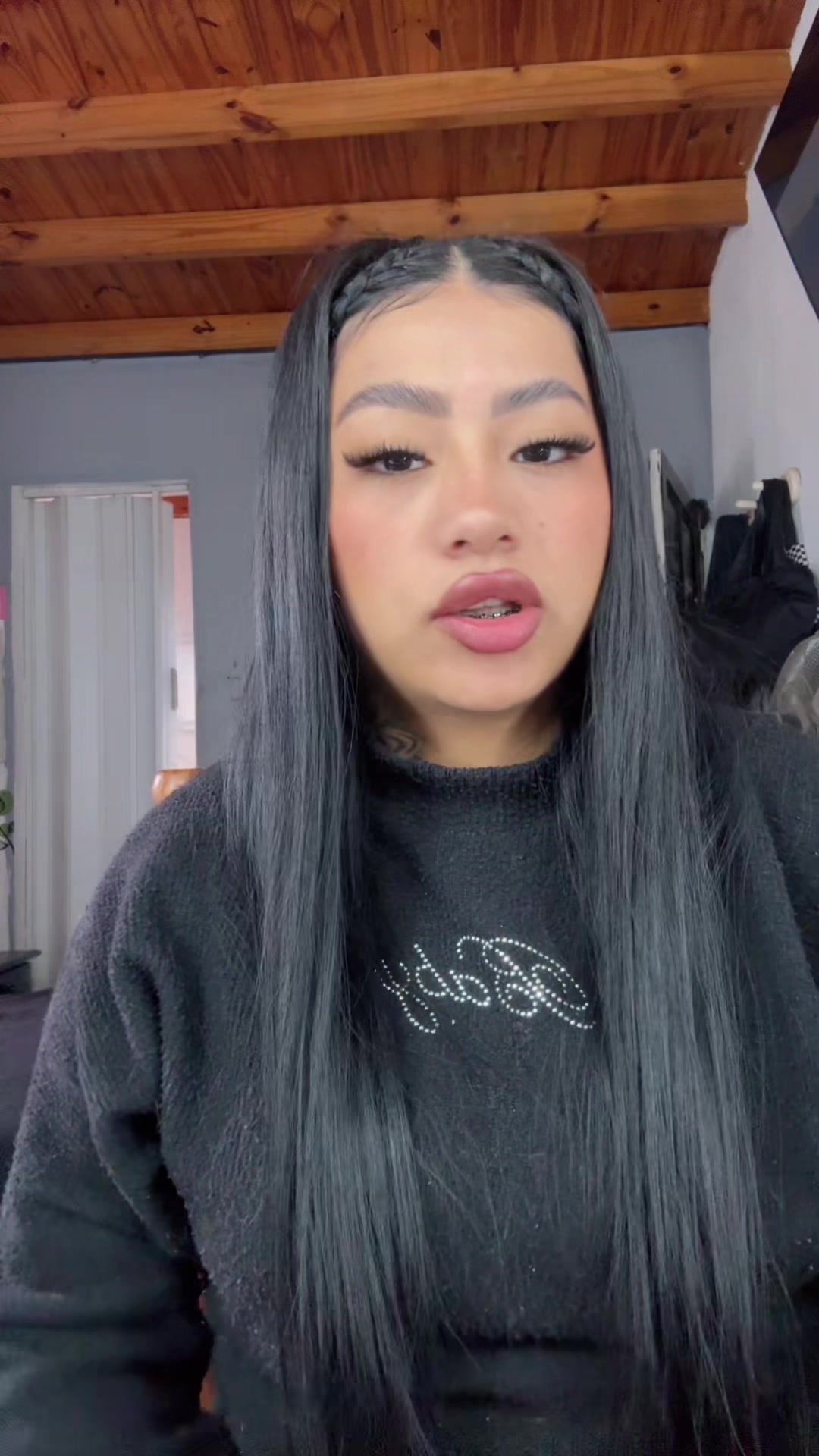 @Yanella jazmin