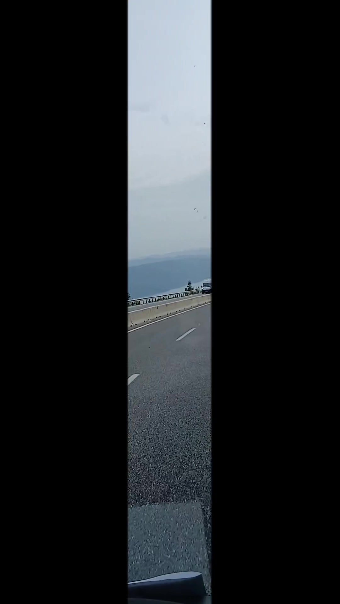 @emelııı