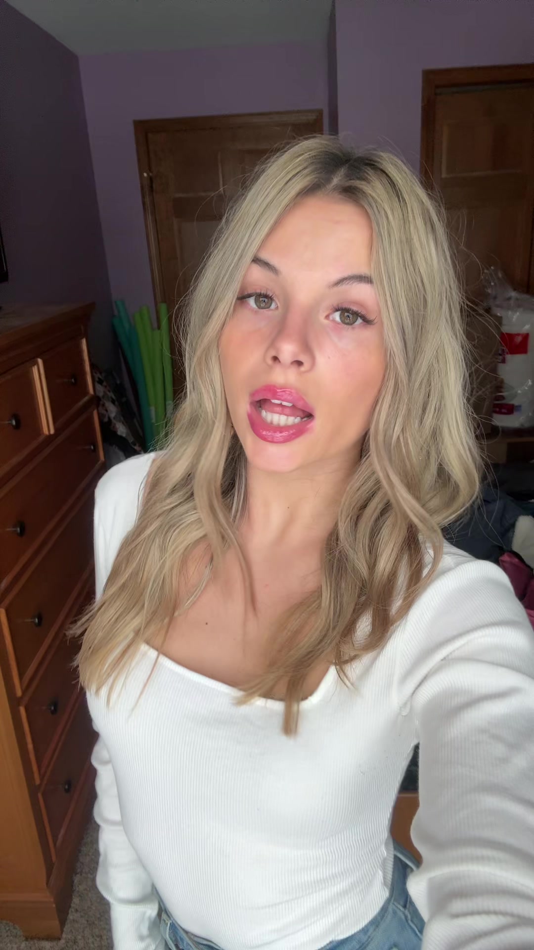 @Leviahhull