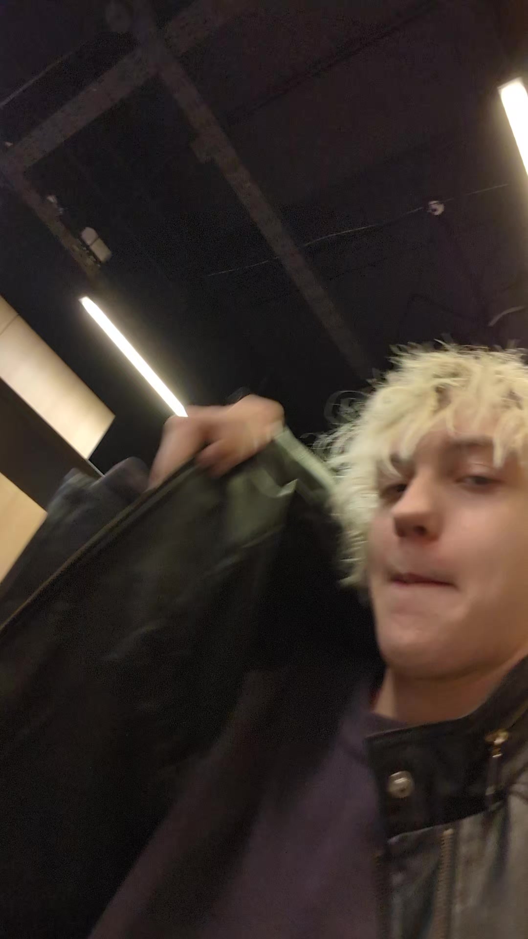 @weaxerq