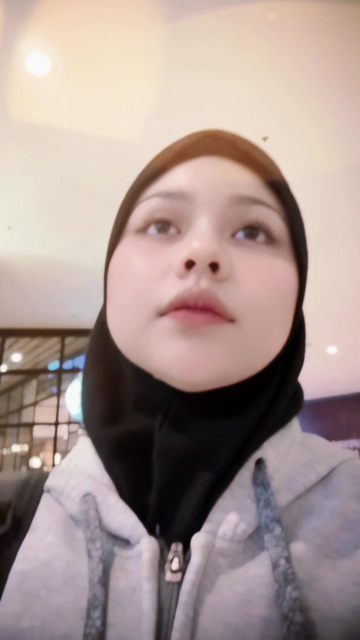 @Ziraa_