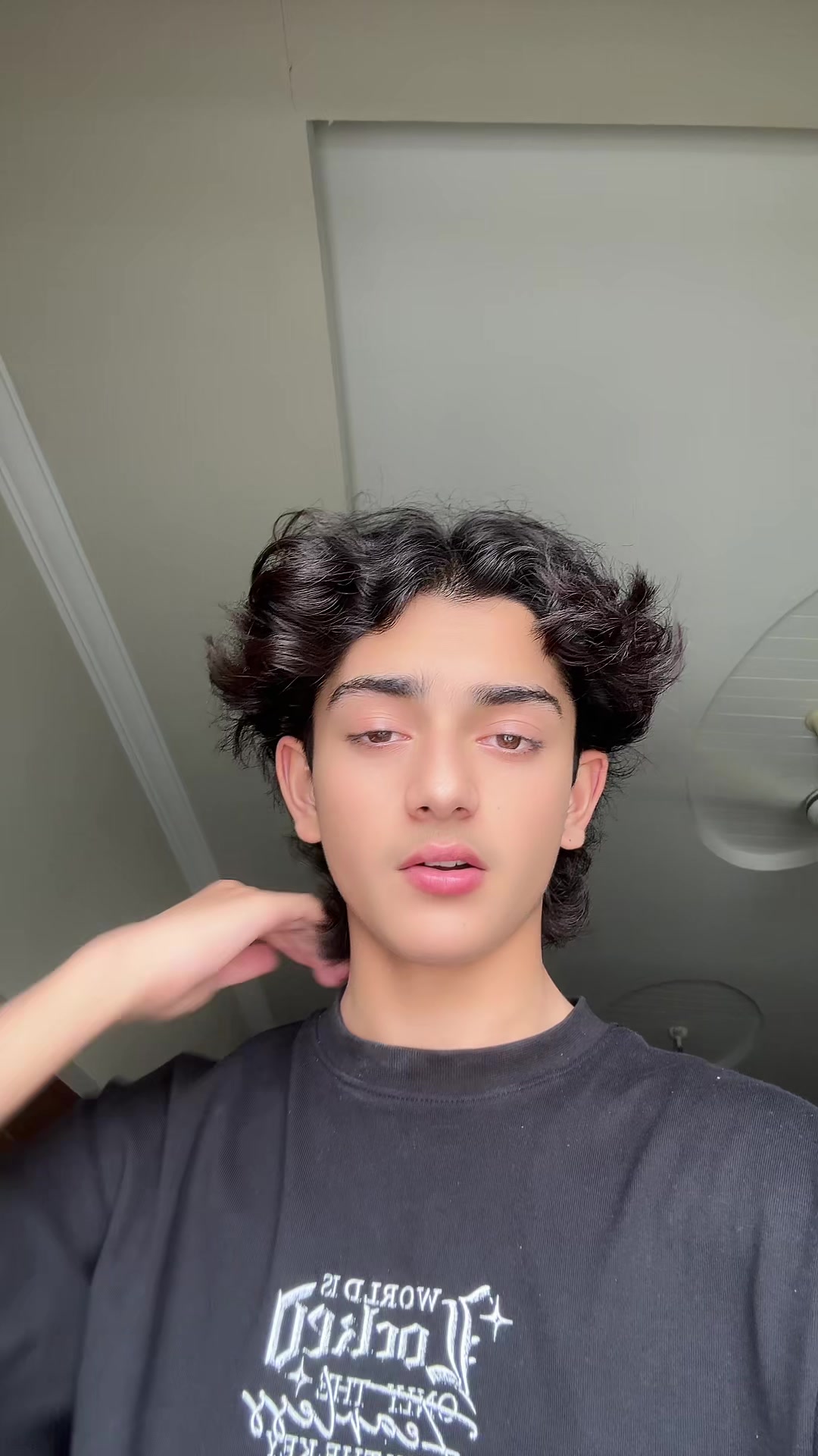 @احسن 🪐