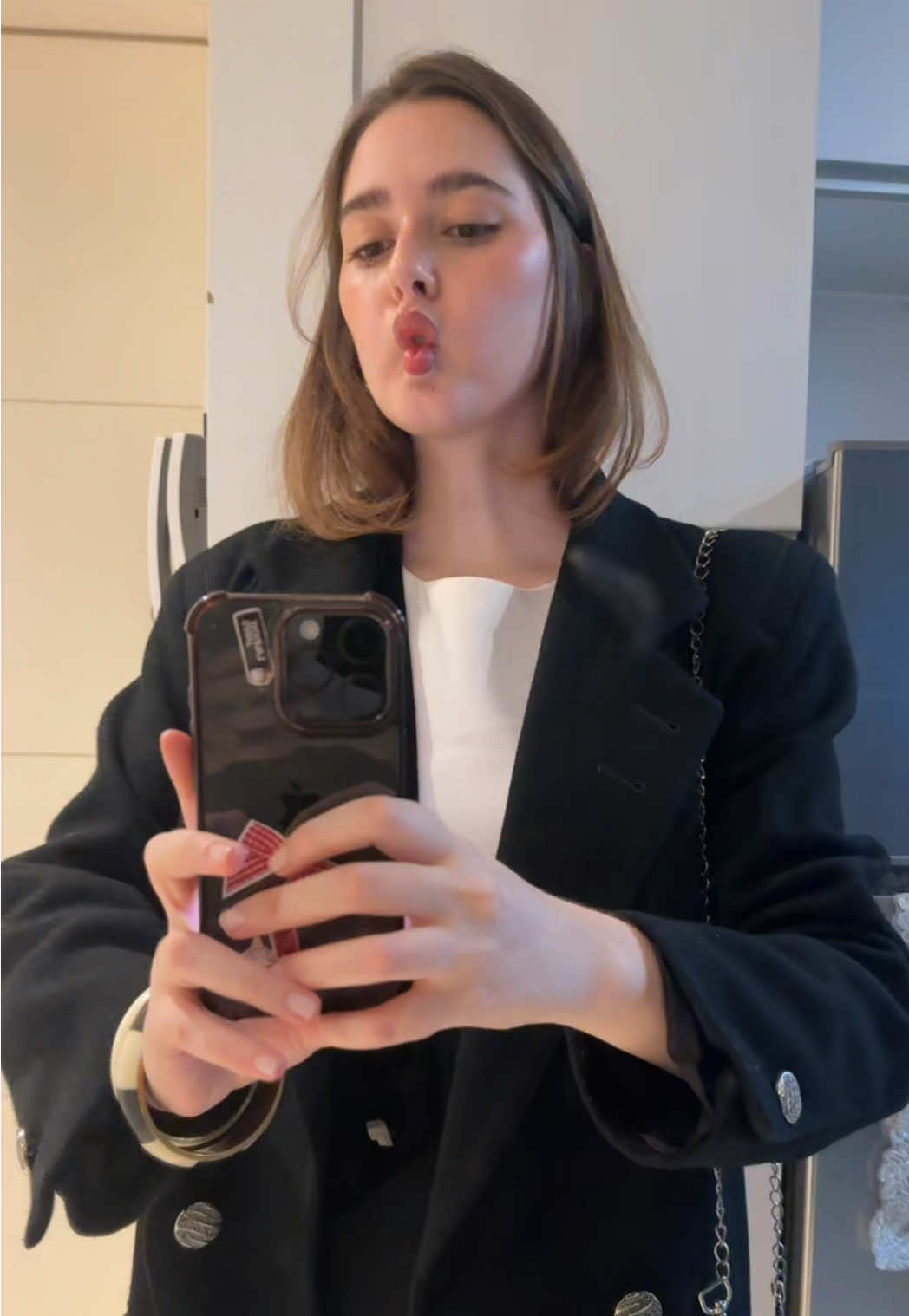@laracarro