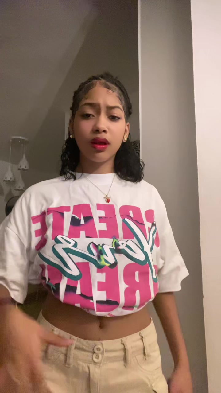 @𝓥.💕👅