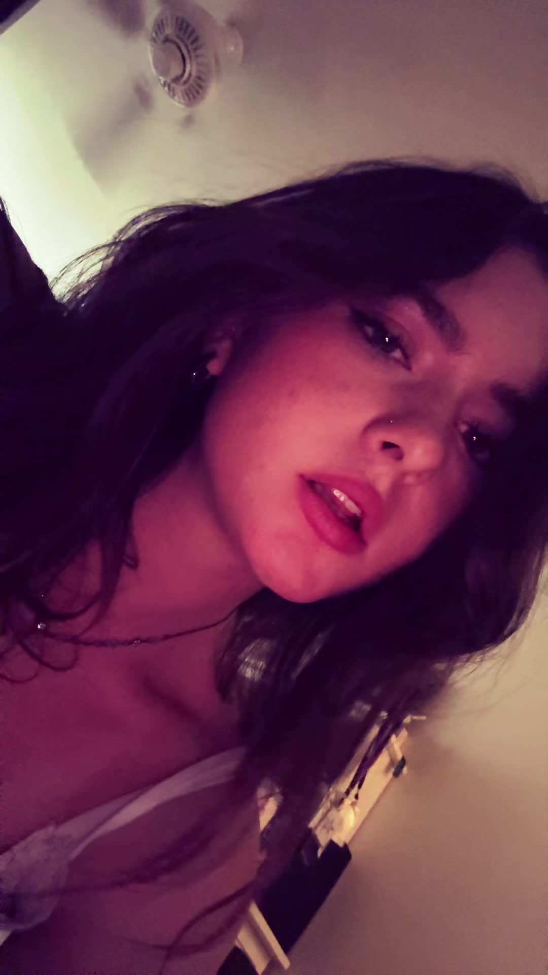 @Lily