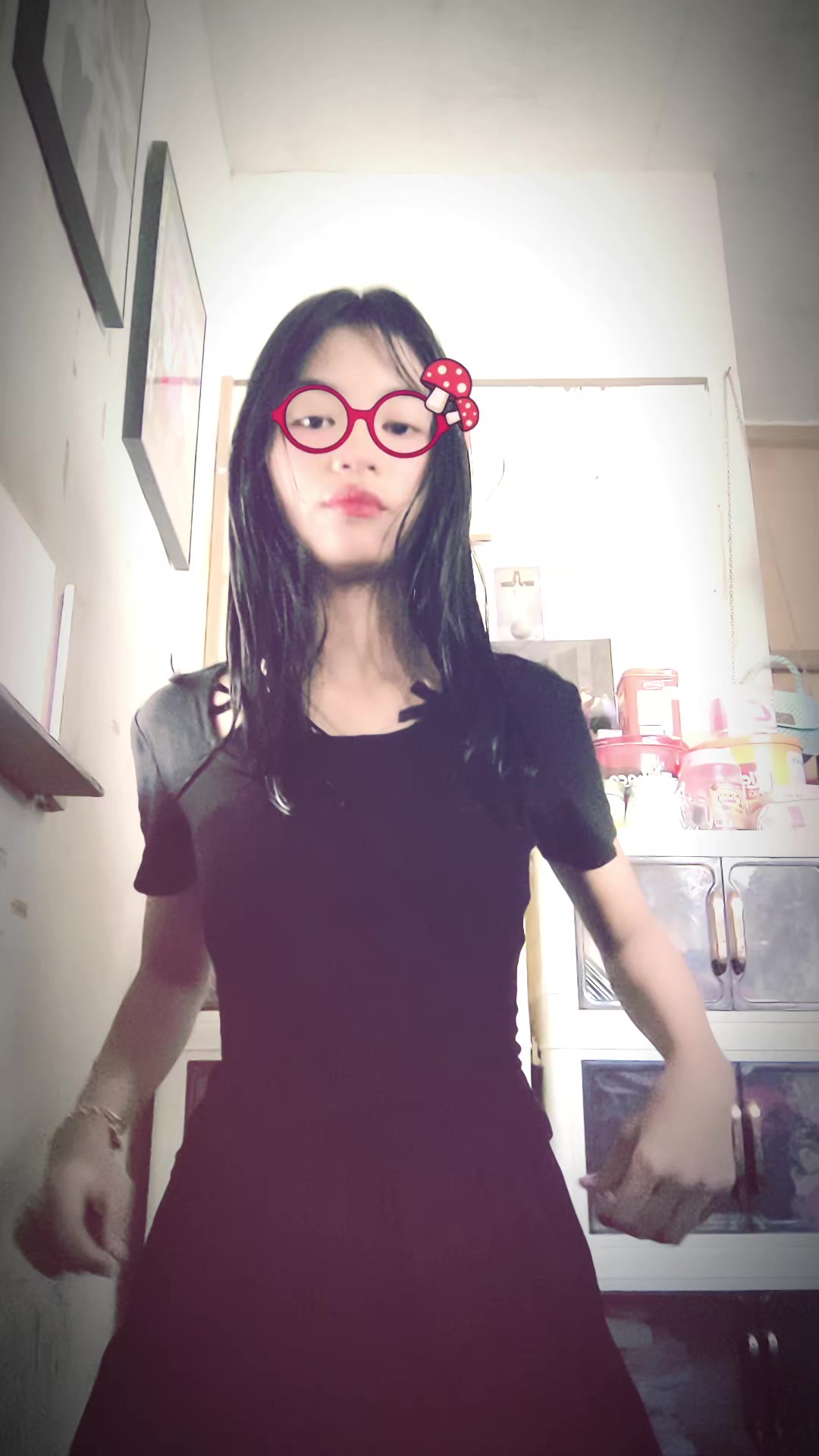 @u_gurl😝