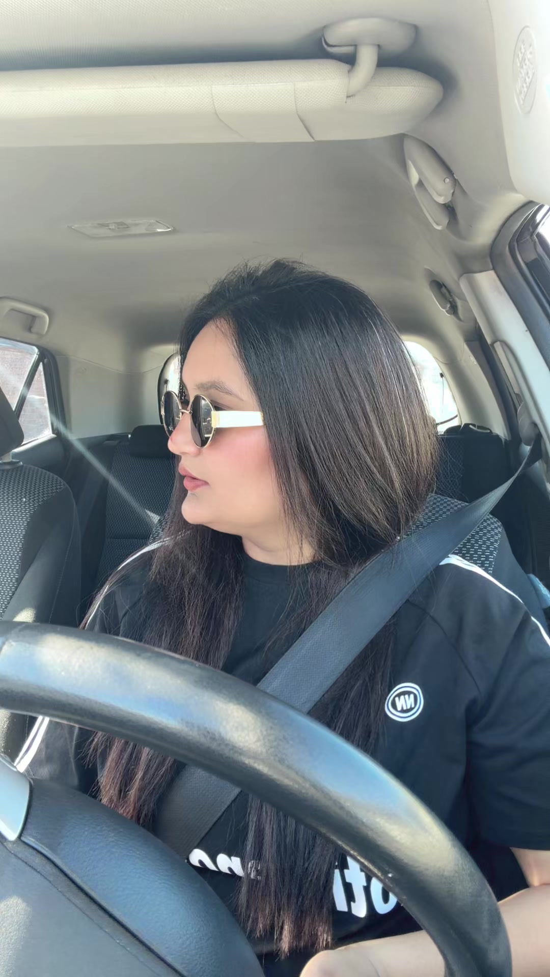 @m_eenu1