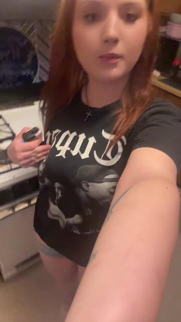 @Queen _bitch420