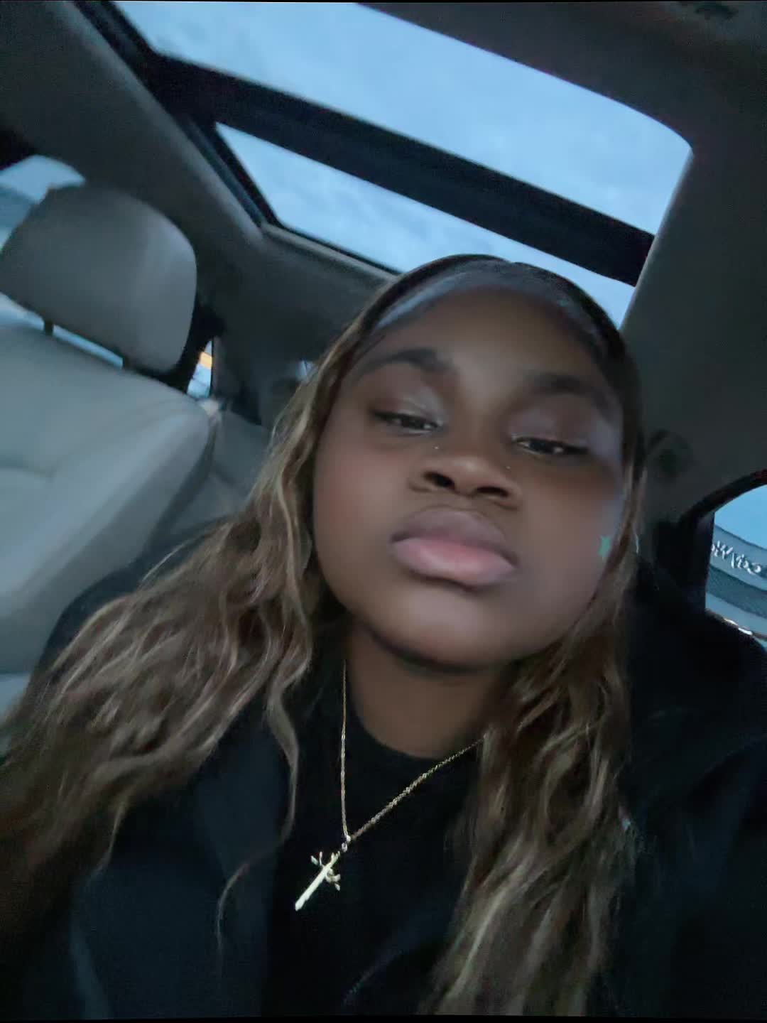 @PRETTY.LITTLE_THING