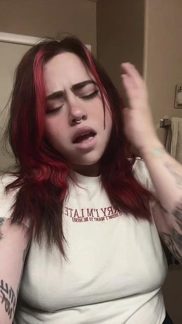 @elewampus_