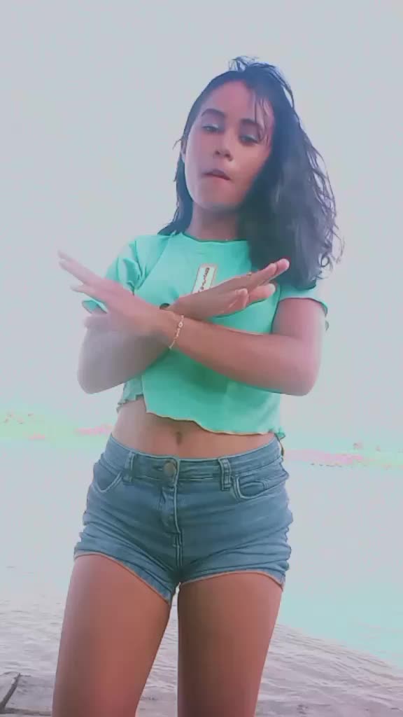 @anakarol