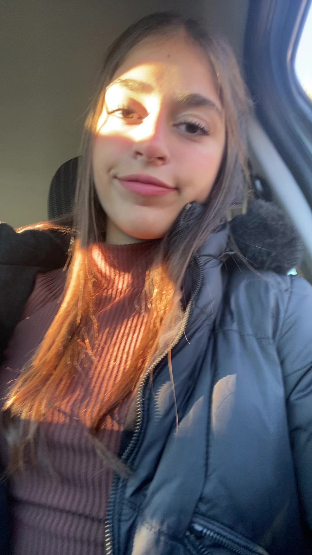 @Vickyy💖