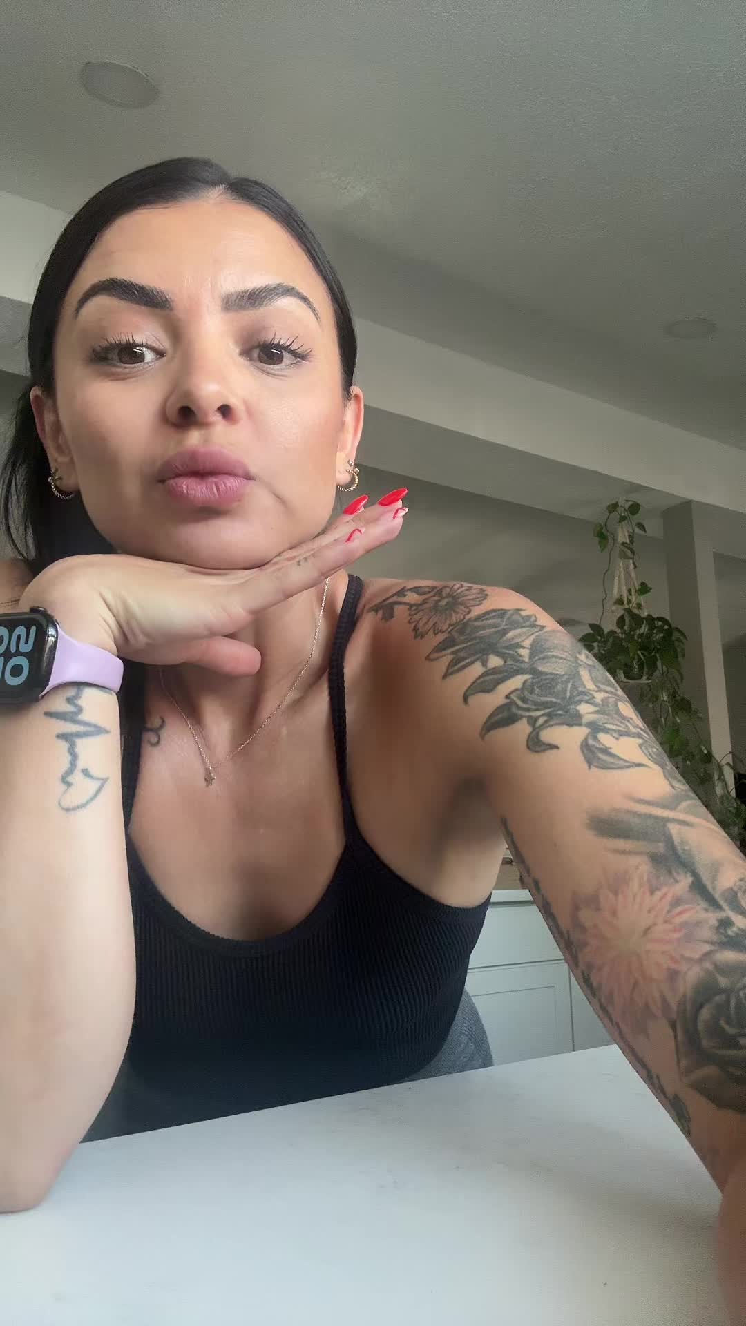 @𝐄𝐥𝐢𝐬𝐚