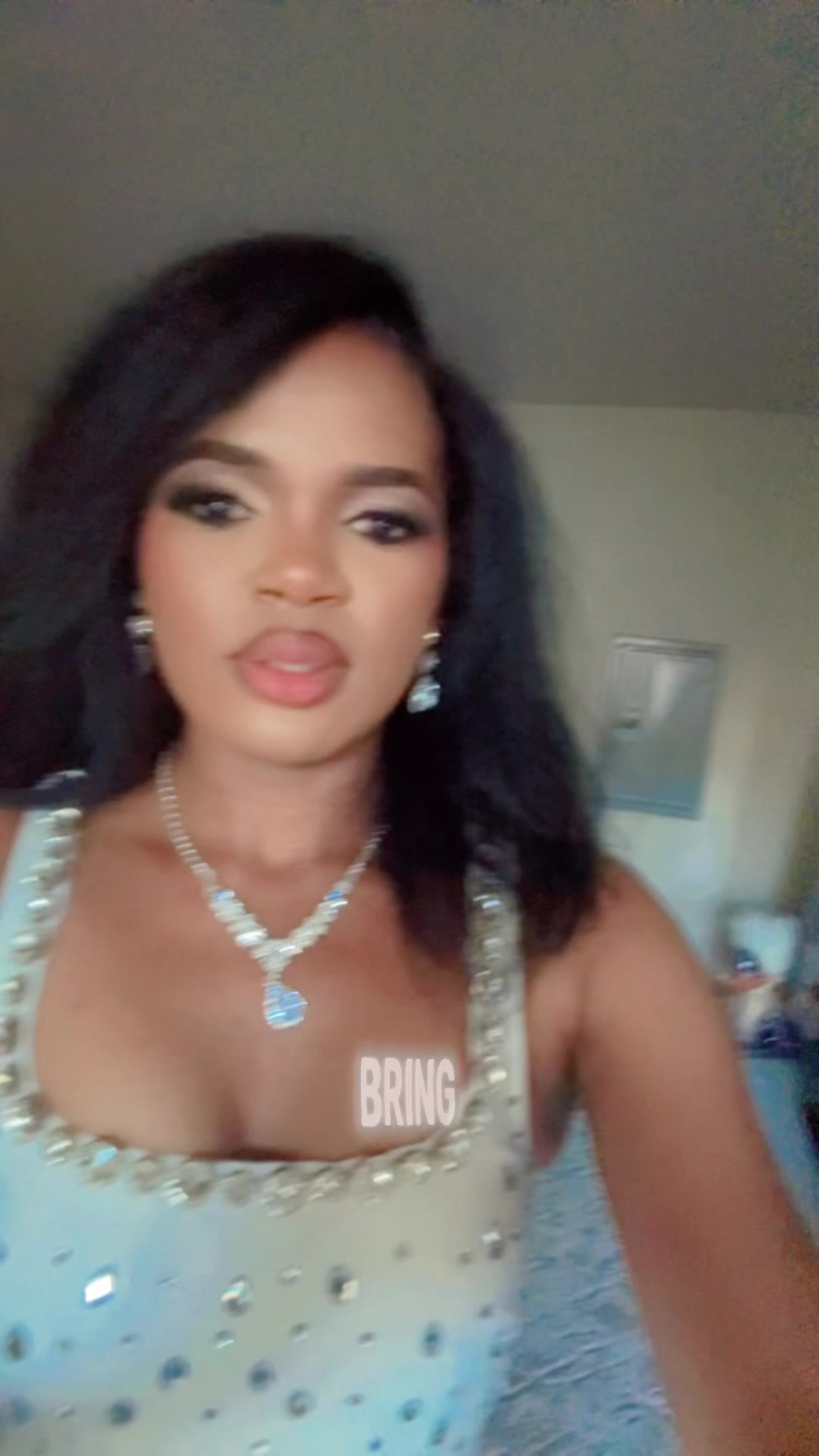 @nennehjj
