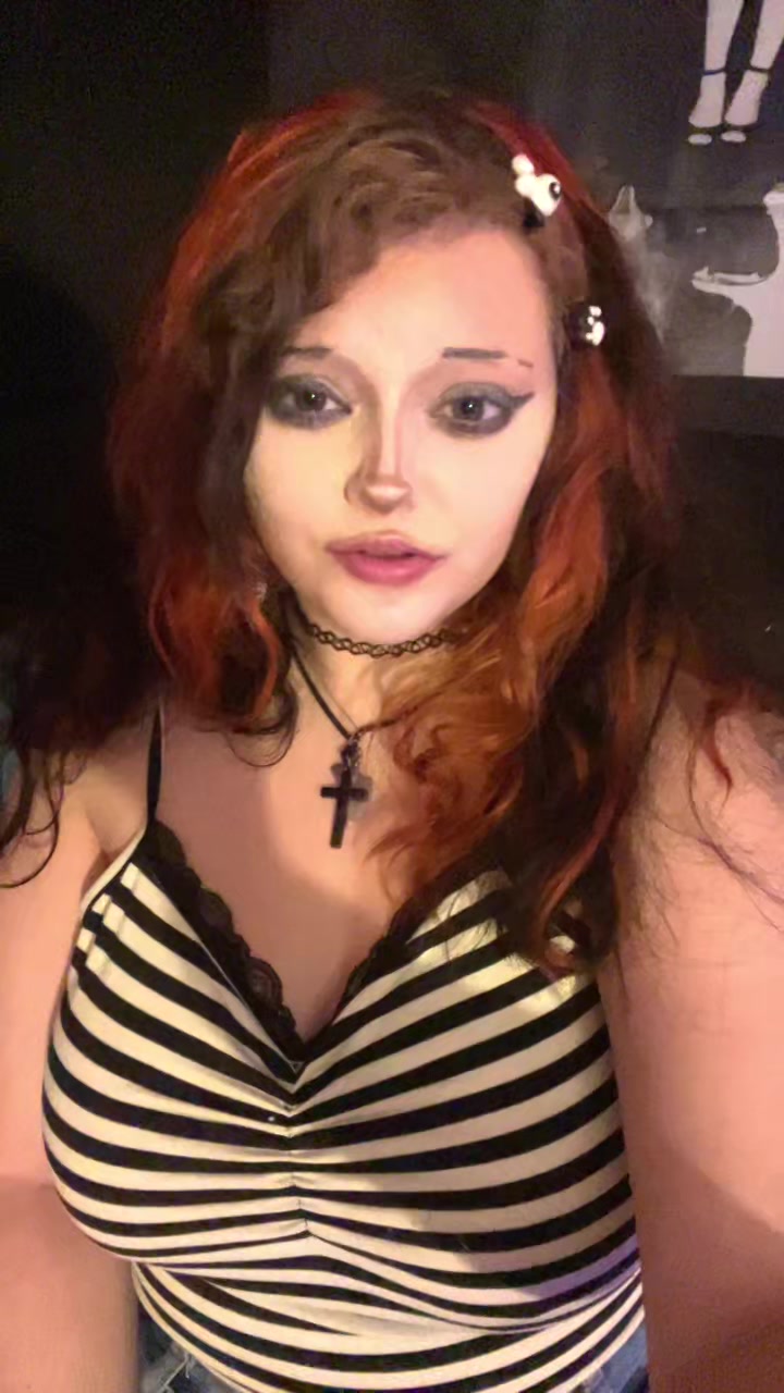 @livingde4dgirl