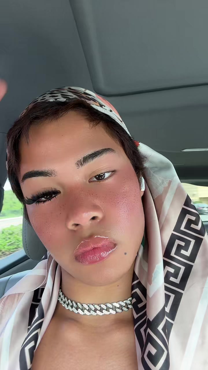 @Jo$hï
