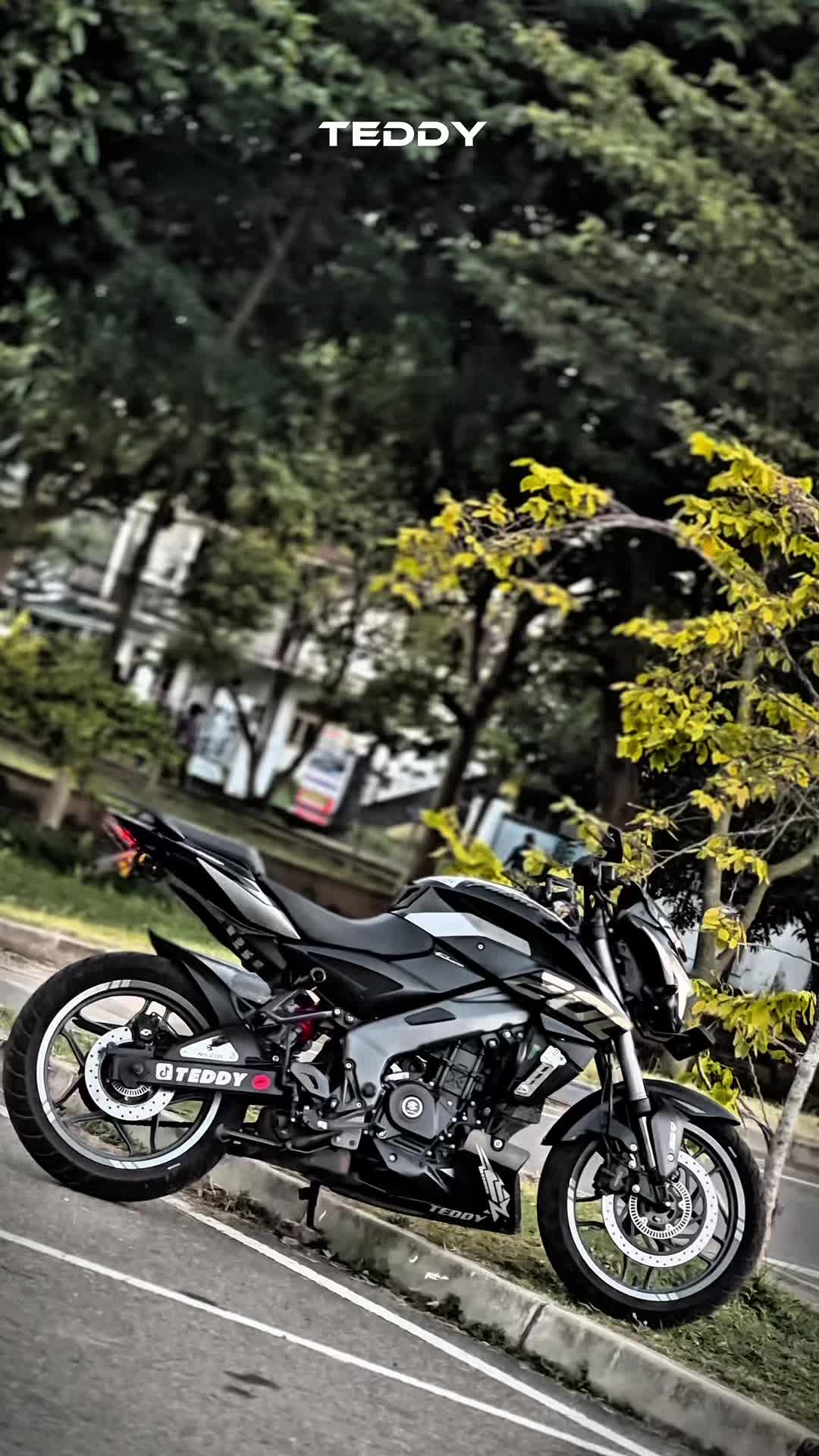 @𝐓 𝐄 𝐃 𝐃 𝐘 𝐀 💋