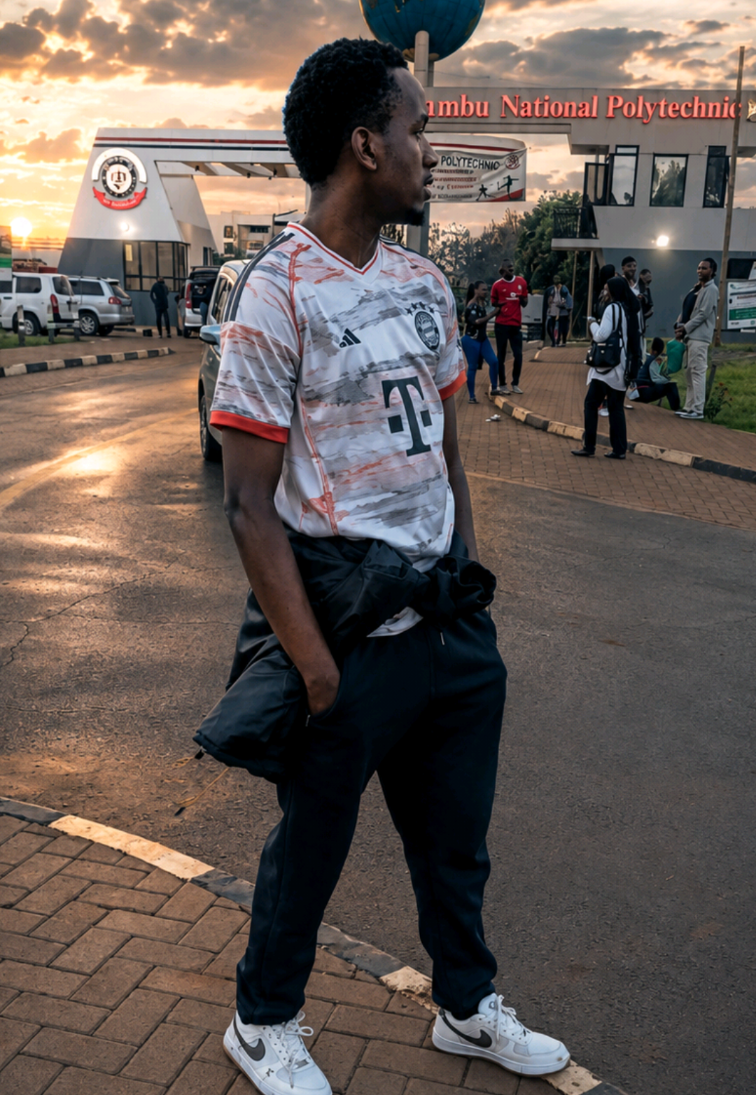 @Joel 🇰🇪