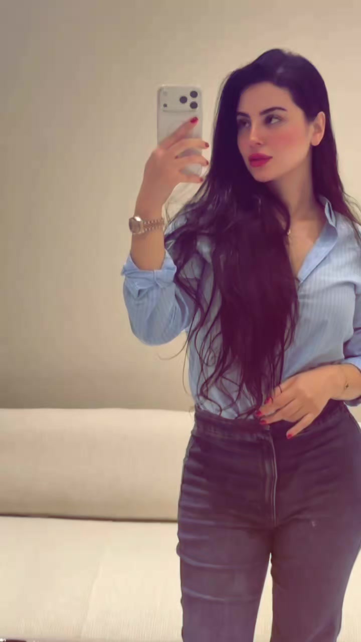 @ᗷOᑌᖇᗩᑎᗪI ⚜️