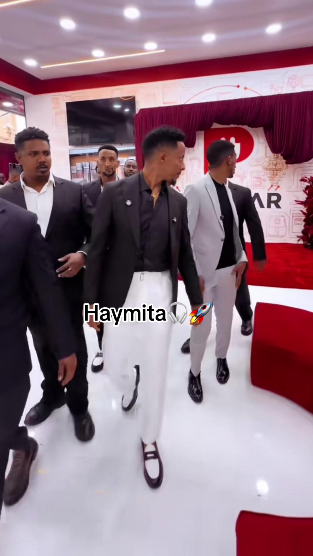 @Haymita 🎧🚀
