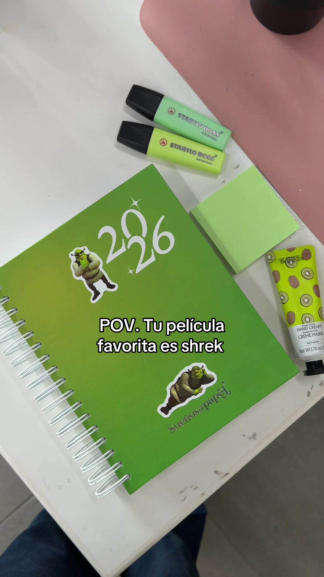 @Sue&ntilde;os a Papel