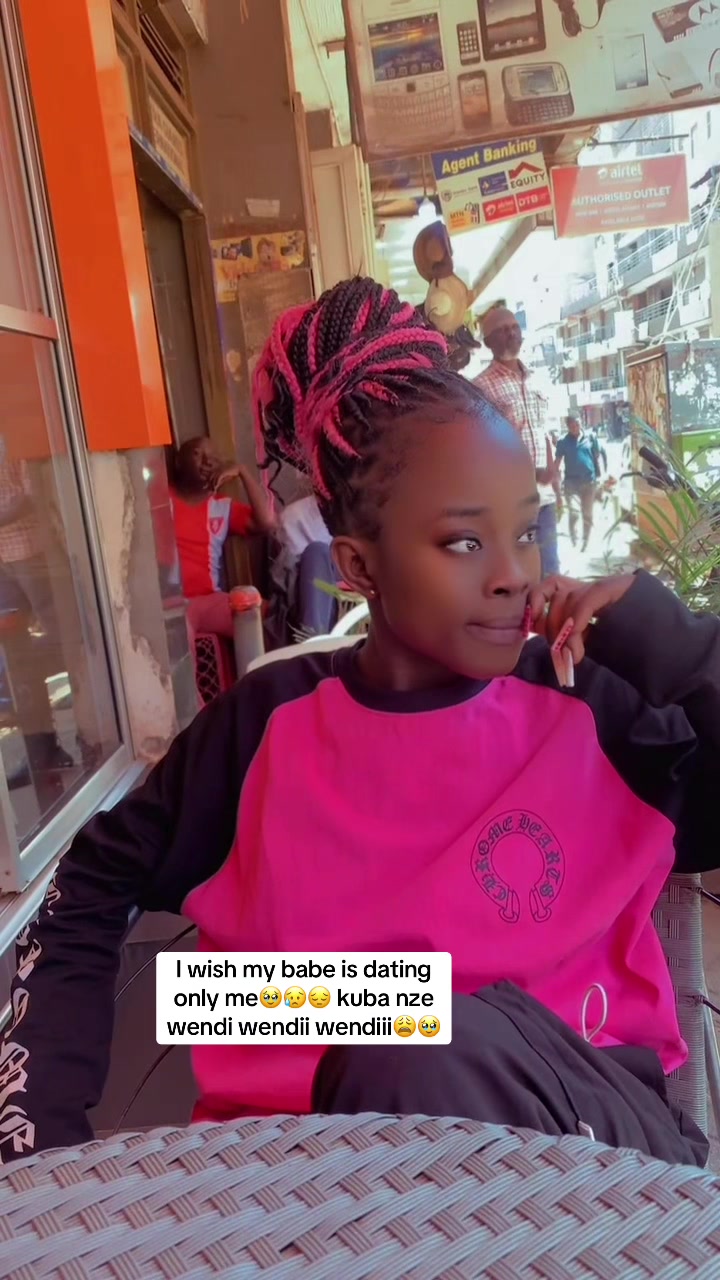@👸Mukyala star 🌟🕷️💸