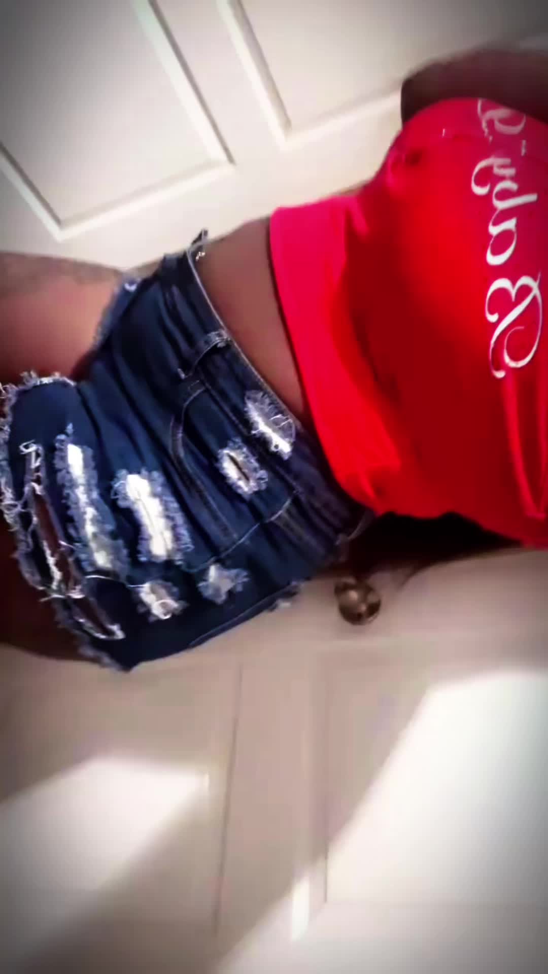 @theyluvlinggg