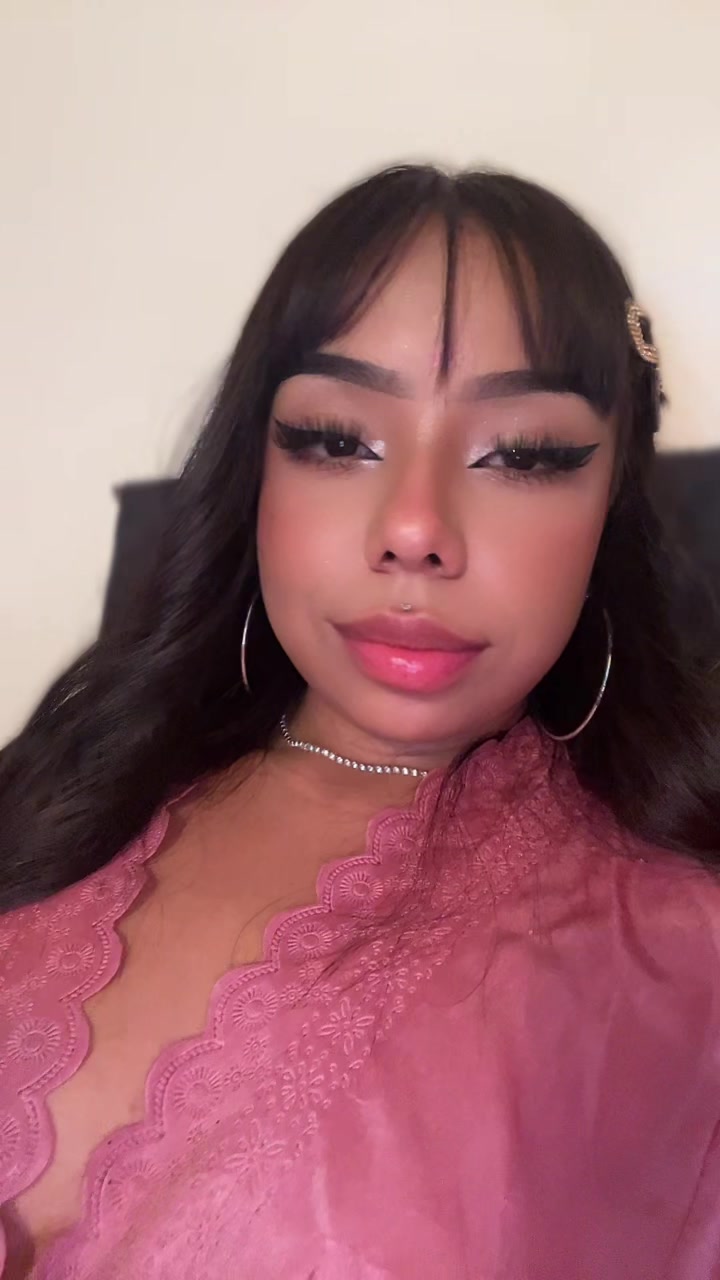 @Valentina👑