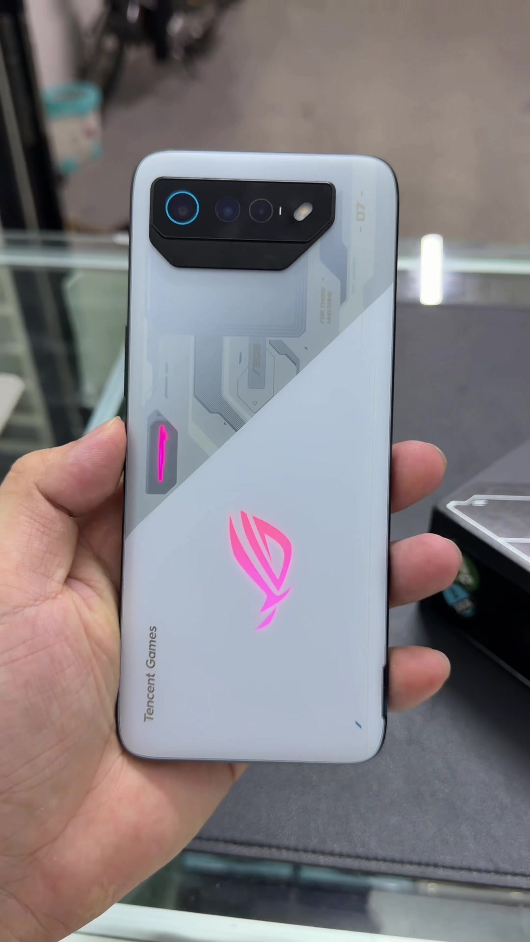 @ROG Retail Store