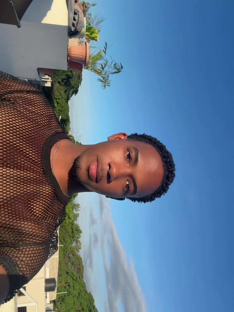 @Kháil 🧑🏾🦱