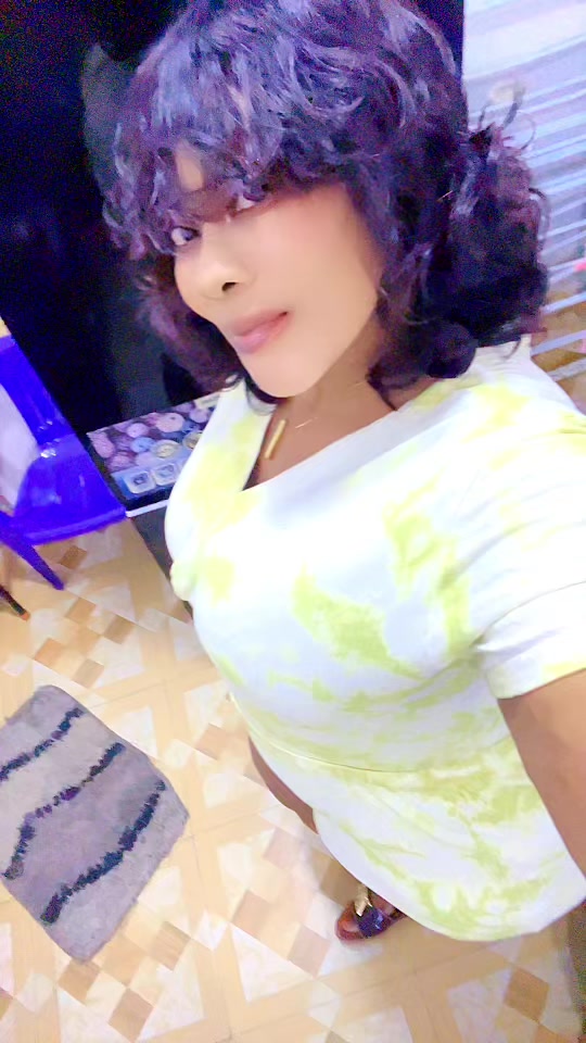 @Darlinggirlbello