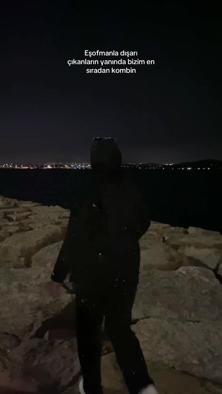 @𝐹⭒