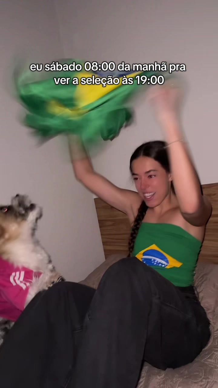@Julia Andrade