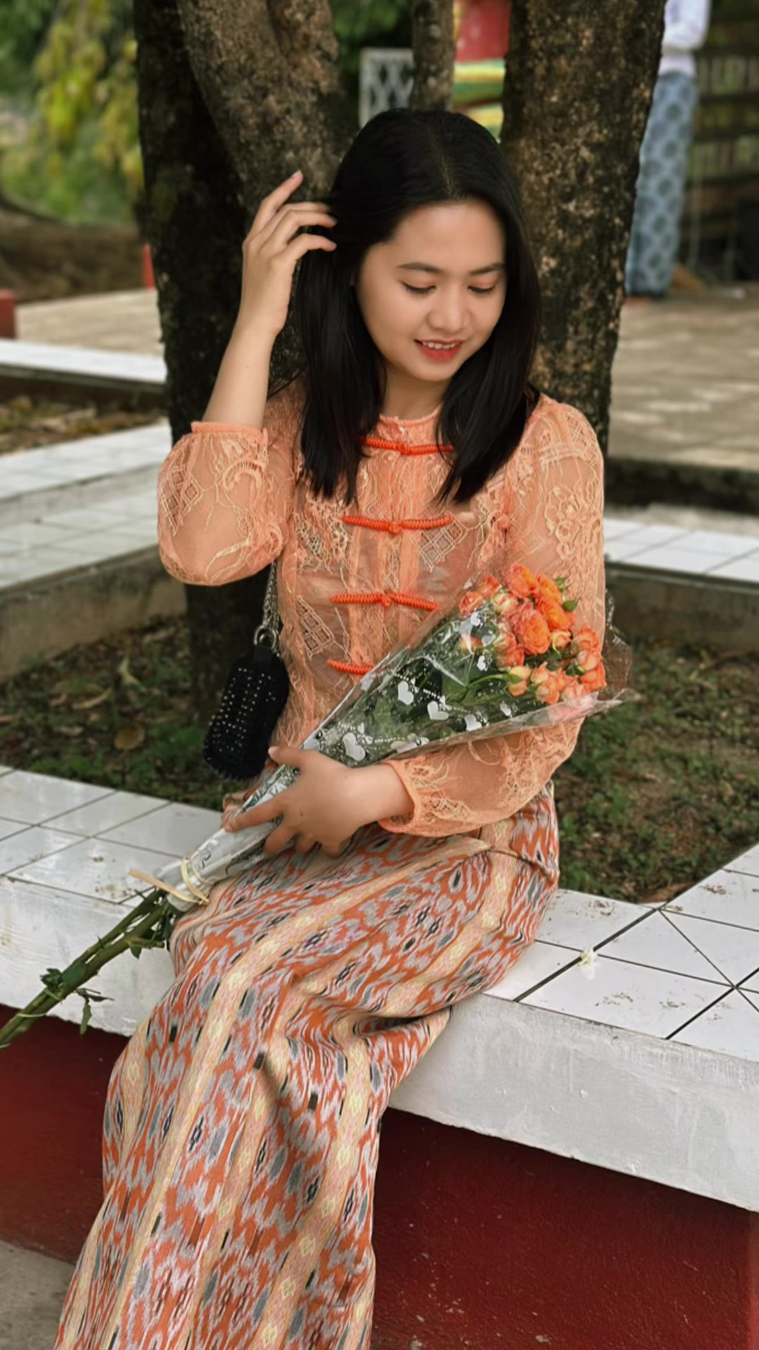@Shwesin Toe