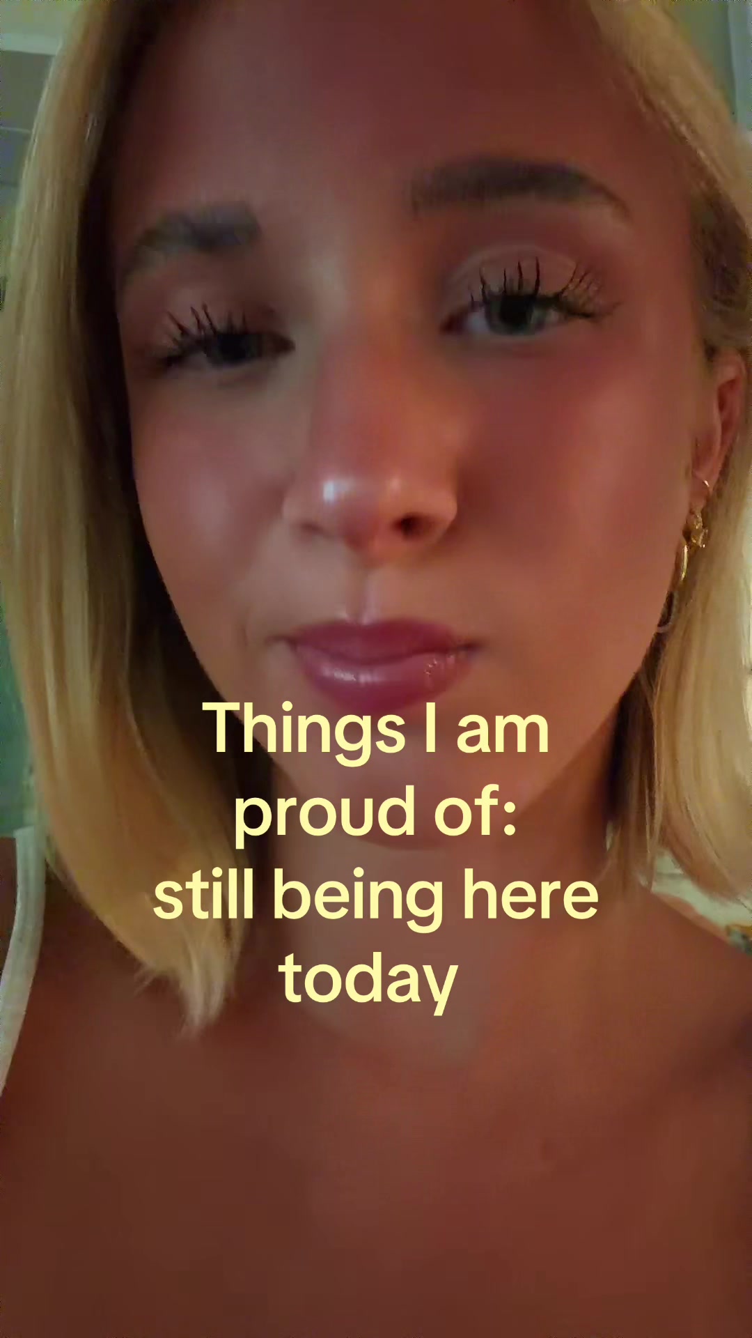 @theelliebarker