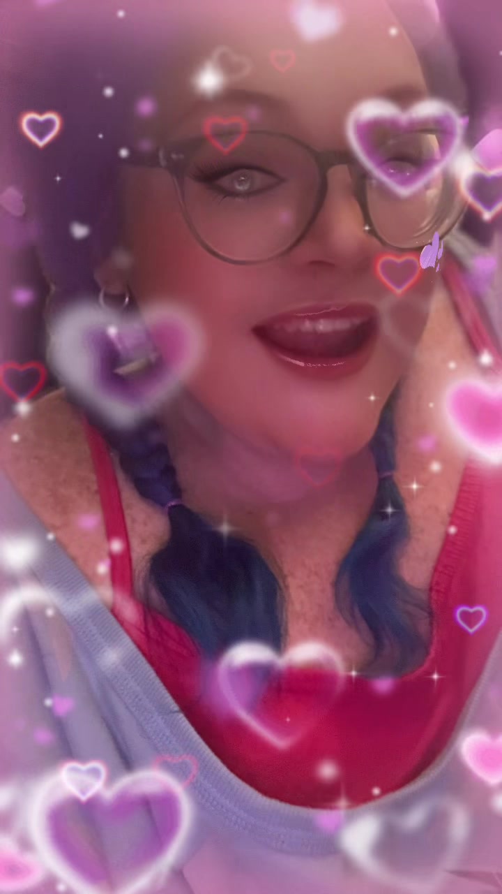 @🦚Ameee🍭🖤🌲🎗️✌🏼☣️💫💜🧂🍭