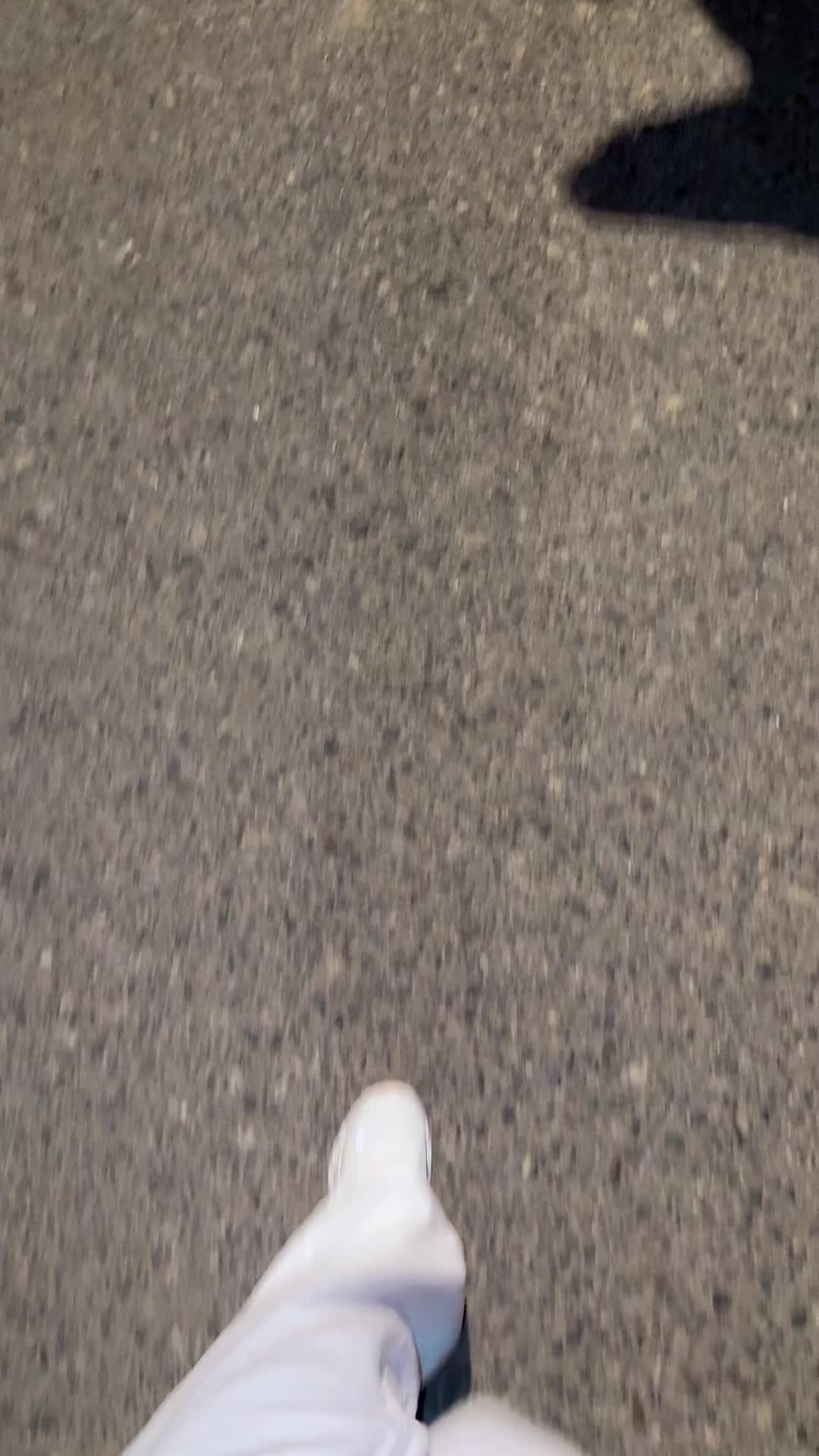 @K A M A N D