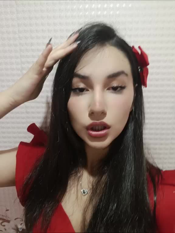 @AYAY🌶️