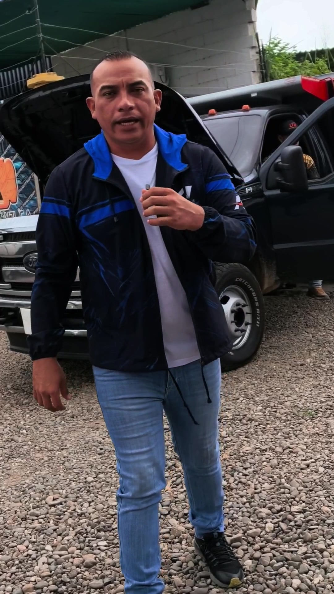 @Víctor Aponte