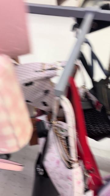 @theshoppingfren🛒🛍️👠👛👗