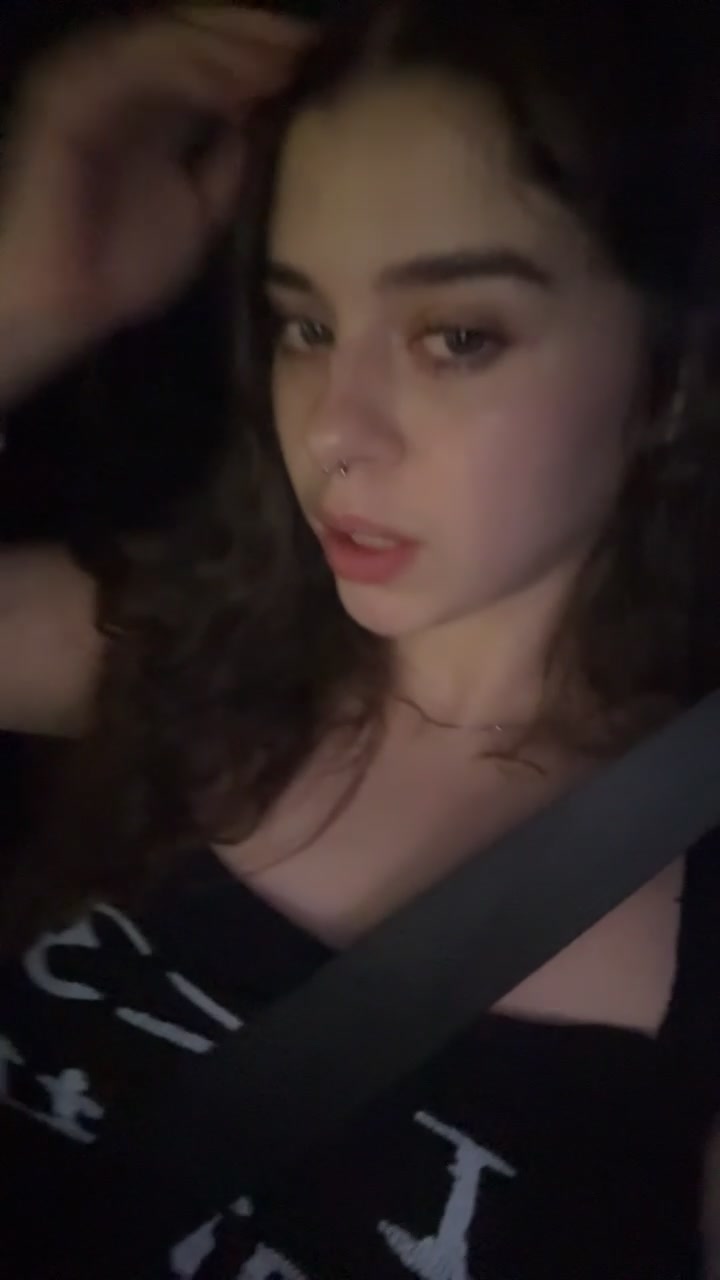 @loraine