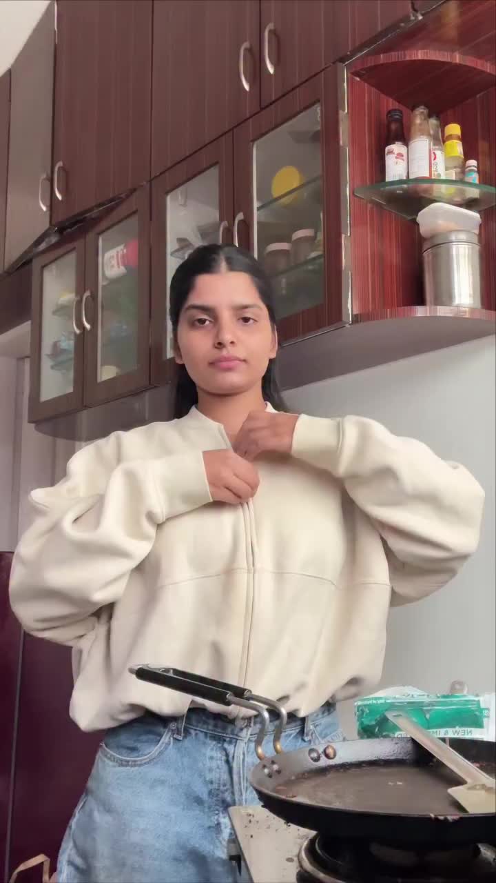 @Anushka_deokate