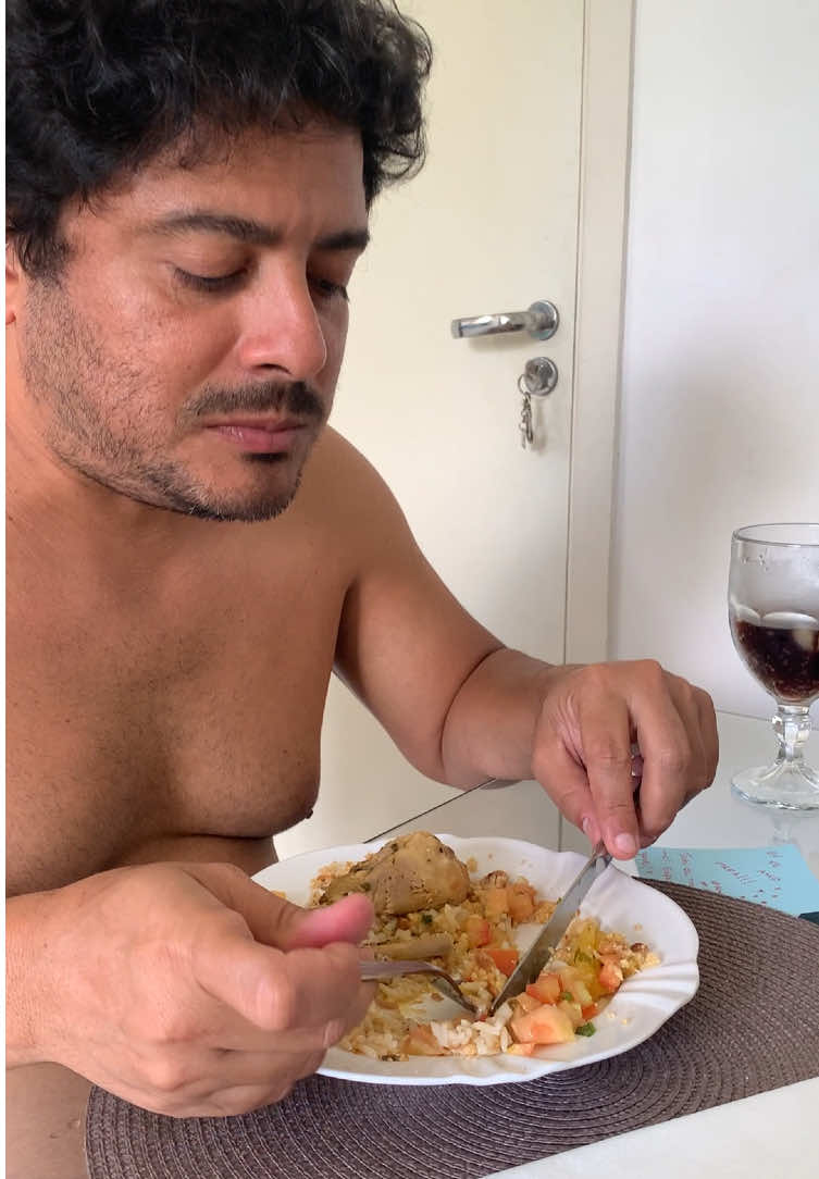 @&Aacute;dila C. B. Souza