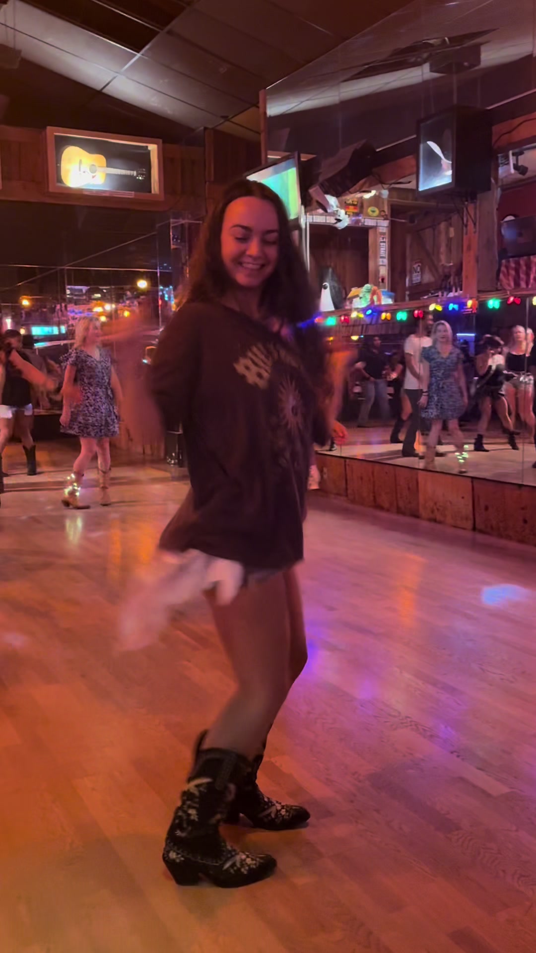 @LinezWithLiz
